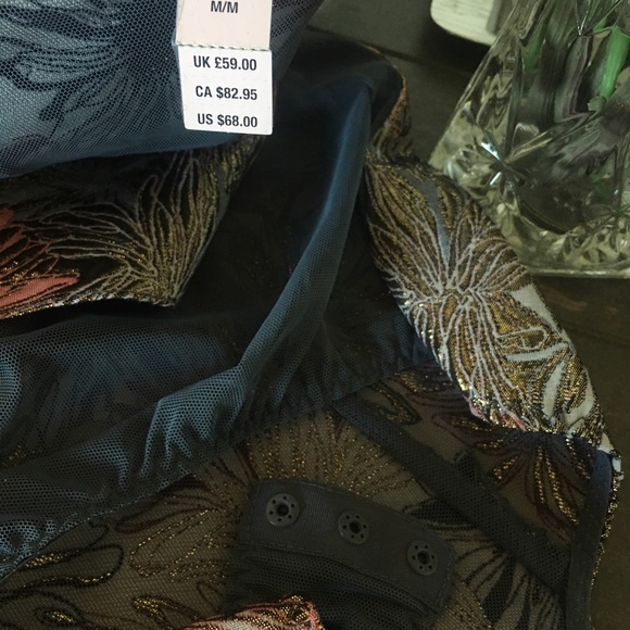 VS bodysuit NWT - Picture 5 of 5